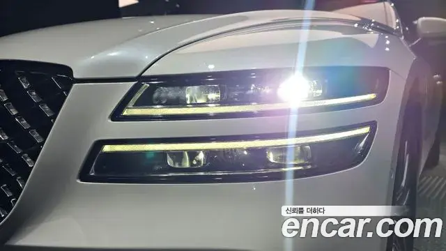 Genesis G80 2023 — Photo 26/31