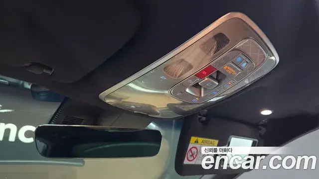 Genesis G80 2023 — Photo 3/31