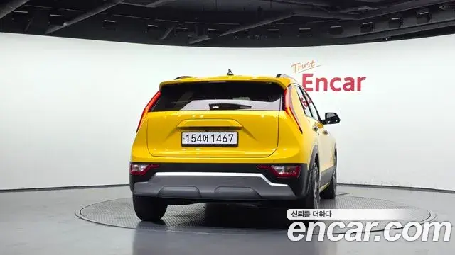 Kia Niro 2022 — ფოტო 4/20
