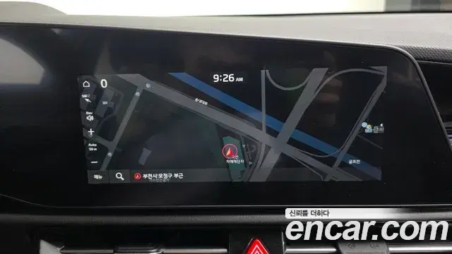 Kia Niro 2022 — ფოტო 10/20