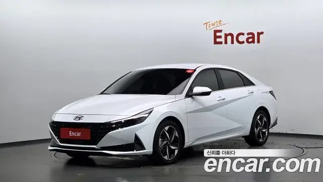 Hyundai The New Avante Hybrid 2022 — Photo 5/31