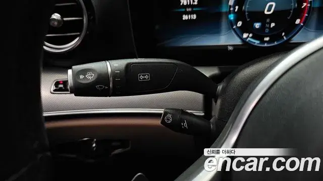 Mercedes-Benz E-Class 2018 — Фото 18/20