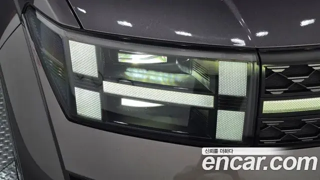 Hyundai Santa Fe 2024 — Şəkil 1/39