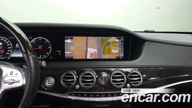 Mercedes-Benz S-Class 2019 — Фото 14/20