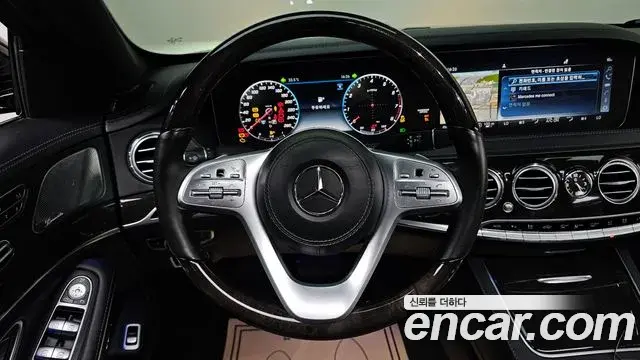 Mercedes-Benz S-Class 2018 — Şəkil 17/37
