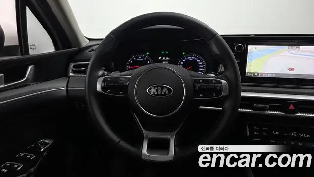 Kia K5 2021 — Фото 13/20