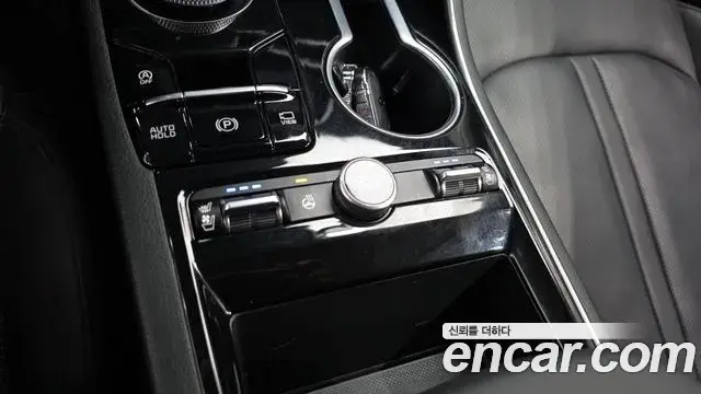 Kia K5 2021 — Фото 18/20
