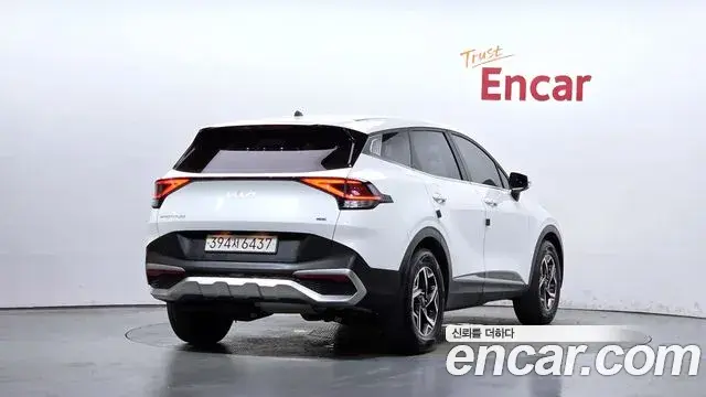 Kia Sportage 2023 — ფოტო 25/31