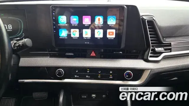 Kia Sportage 2023 — ფოტო 26/31