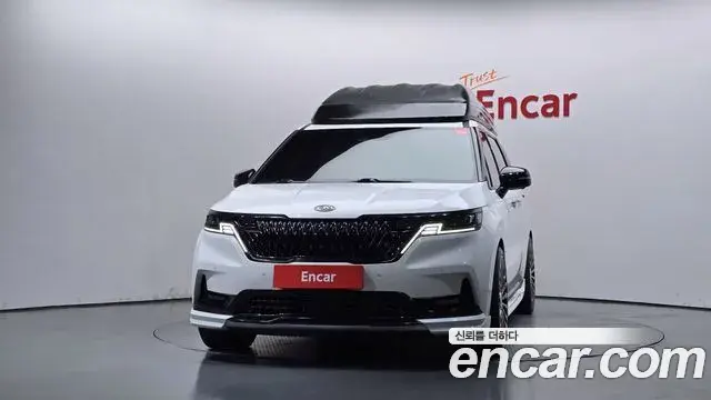 Kia Carnival 2021 — Фото 3/20