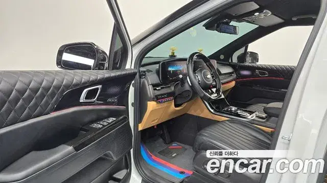 Kia Carnival 2021 — Фото 10/20