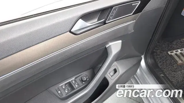 Volkswagen Arteon 2019 — Şəkil 13/42