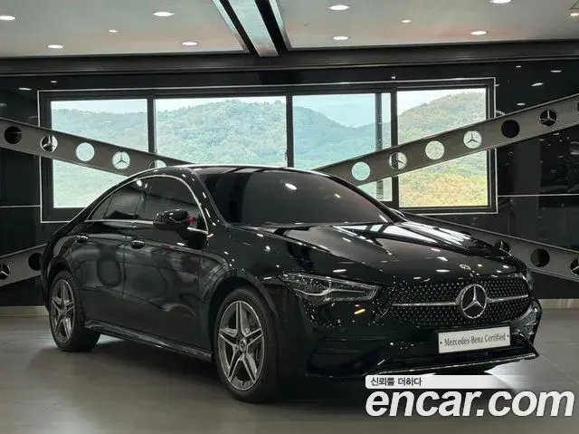 Mercedes-Benz CLA-Class 2025 — Фото 2/18