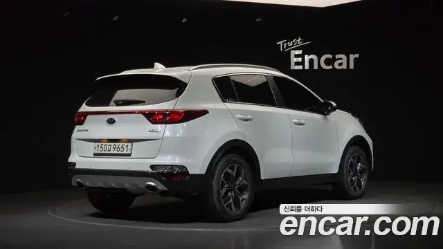 Kia Sportage The Bold 2019 — ფოტო 15/20