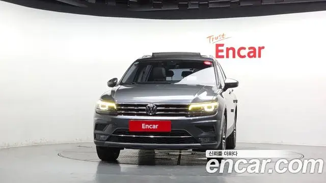 Volkswagen Tiguan Allspace 2018 — ფოტო 19/34