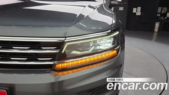 Volkswagen Tiguan Allspace 2018 — ფოტო 31/34