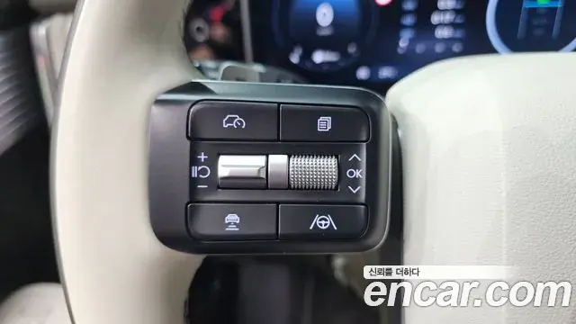 Hyundai Santa Fe 2024 — Photo 12/35