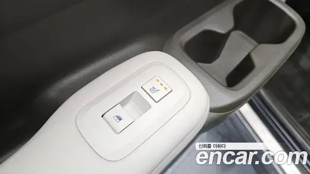 Hyundai Santa Fe 2024 — Photo 29/35