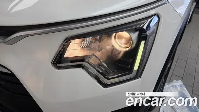 Kia Niro 2022 — Photo 14/30