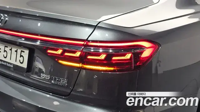 Audi A8 2019 — ფოტო 27/42