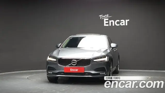 Volvo S90 2018 — Photo 18/20
