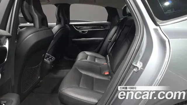 Volvo S90 2018 — Photo 5/20