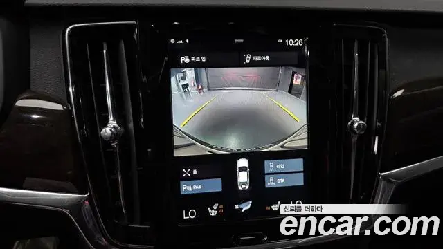 Volvo S90 2018 — Photo 16/20