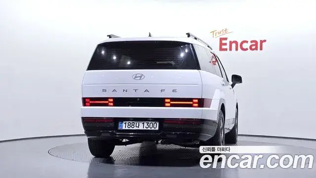 Hyundai Santa Fe 2024 — Photo 14/20