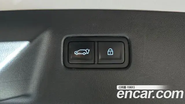 Hyundai Santa Fe 2024 — Photo 12/20