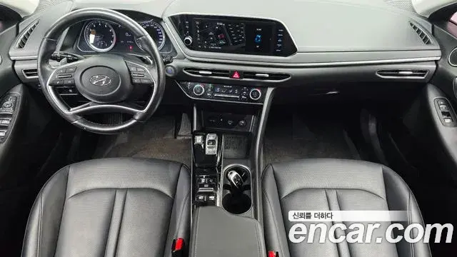 Hyundai Sonata 2019 — Фото 7/20