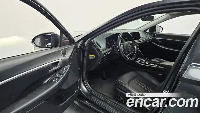 Hyundai Sonata 2019 — Фото 10/20