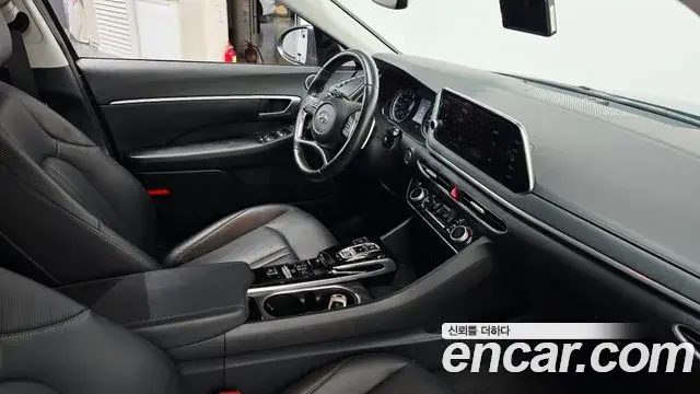 Hyundai Sonata 2019 — Фото 18/20