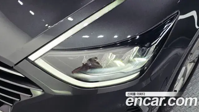 Hyundai Sonata Hybrid 2019 — ფოტო 2/31
