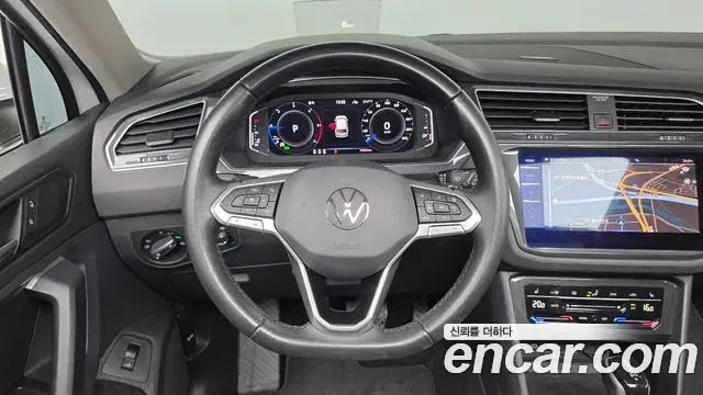 Volkswagen Tiguan 2023 — Photo 11/33
