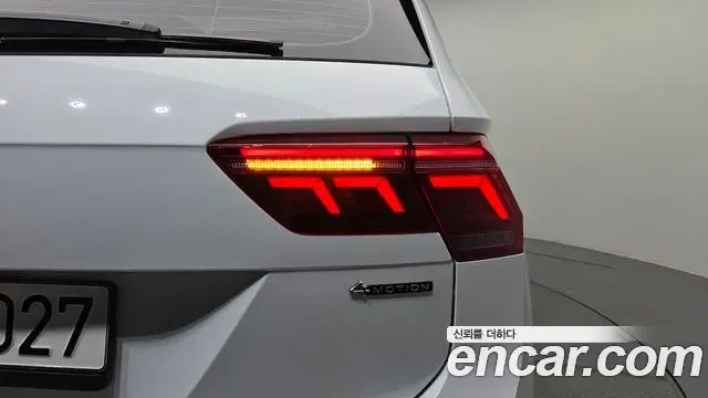 Volkswagen Tiguan 2023 — Photo 23/33