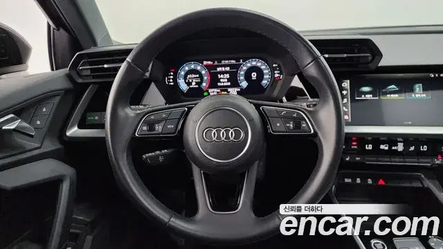 Audi A3 2023 — ფოტო 10/20