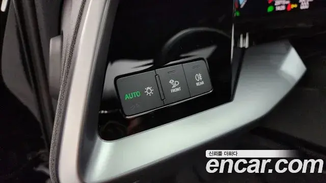 Audi A3 2023 — ფოტო 16/20