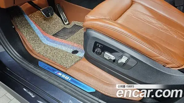 BMW X7 2020 — Фото 16/20