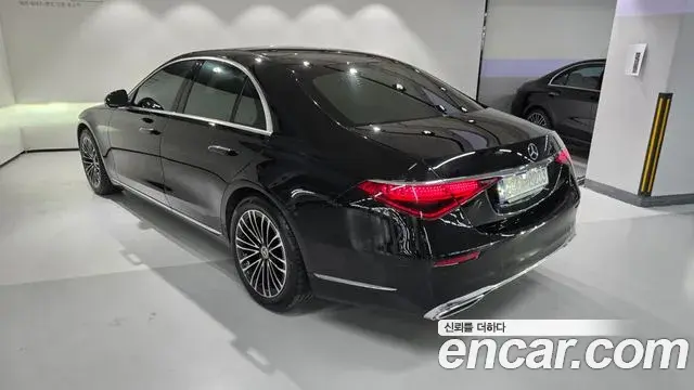 Mercedes-Benz S-Class 2022 — Фото 2/20