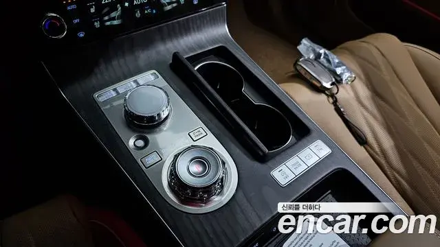 Genesis G80 2025 — ფოტო 17/35