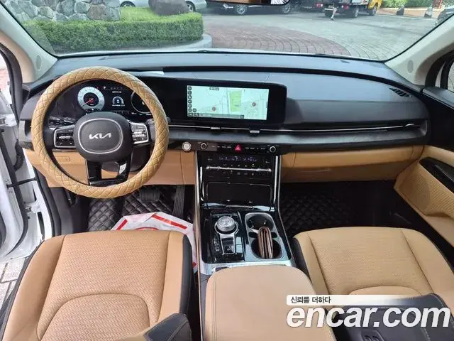 Kia Carnival 2023 — Фото 14/20