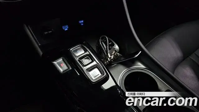 Hyundai Sonata Hybrid 2021 — ფოტო 9/20