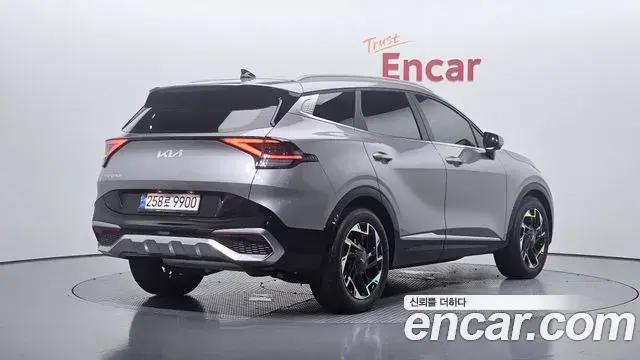 Kia Sportage 2023 — Photo 16/20
