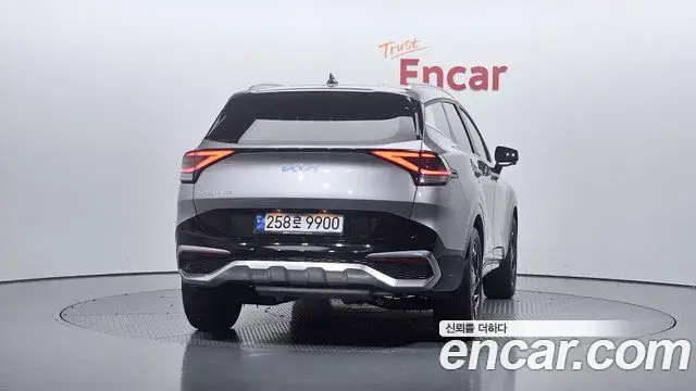 Kia Sportage 2023 — Photo 12/20