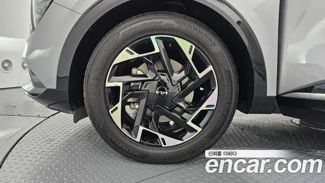 Kia Sportage 2023 — Photo 9/20