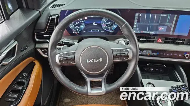 Kia Sportage 2023 — Photo 2/20