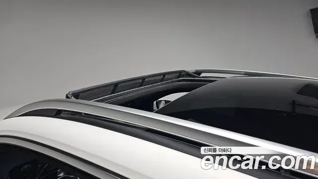 Mercedes-Benz GLB-Class 2021 — Фото 16/20