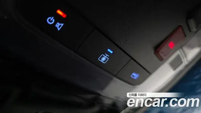 Hyundai Staria 2024 — Фото 16/20