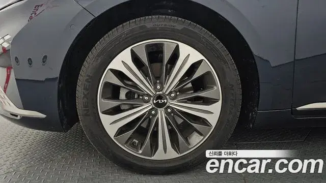 Kia K8 2022 — ფოტო 18/20
