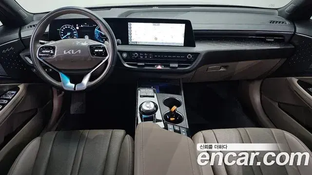 Kia K8 2022 — ფოტო 3/20